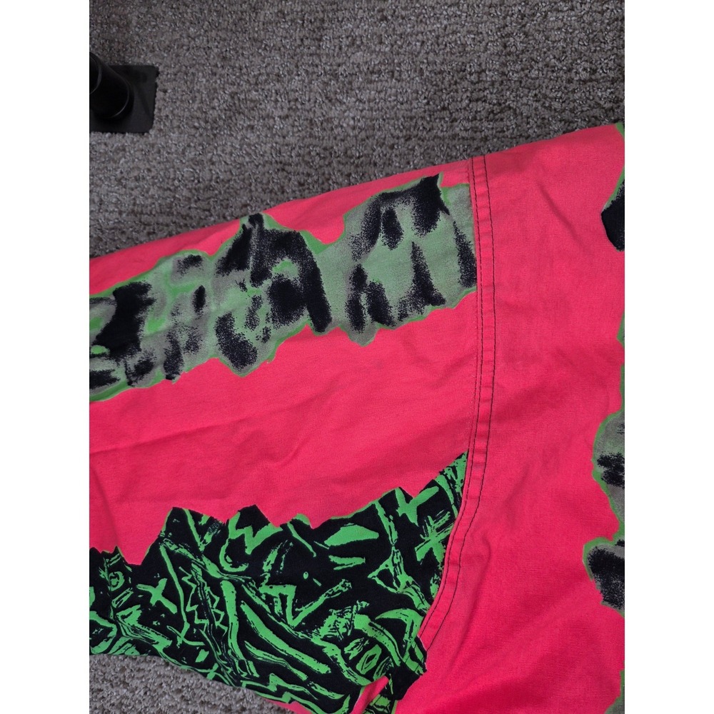 Vintage Quiksilver Mens Neon Pink Green Abstract Print Full Zip Jacket XL Puffer - Picture 14 of 16